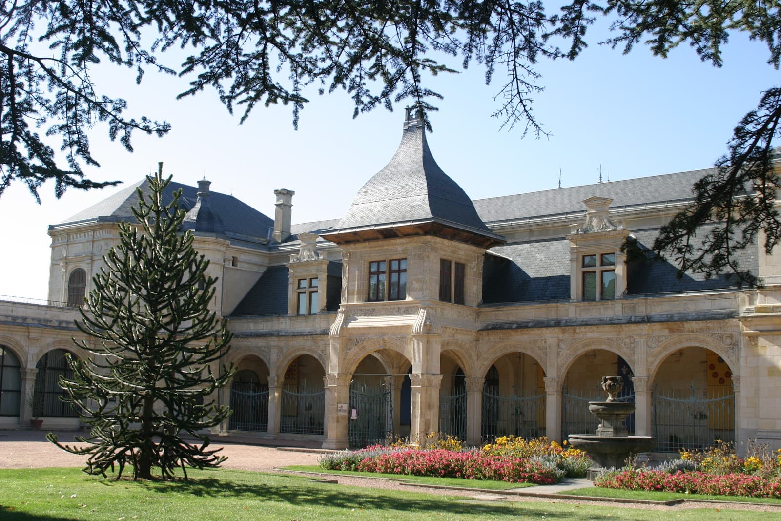 Musée Anne-de-Beaujeu